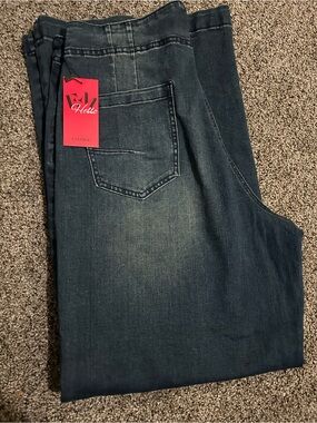 Women’s Dark Blue Wide-Leg Jeans -